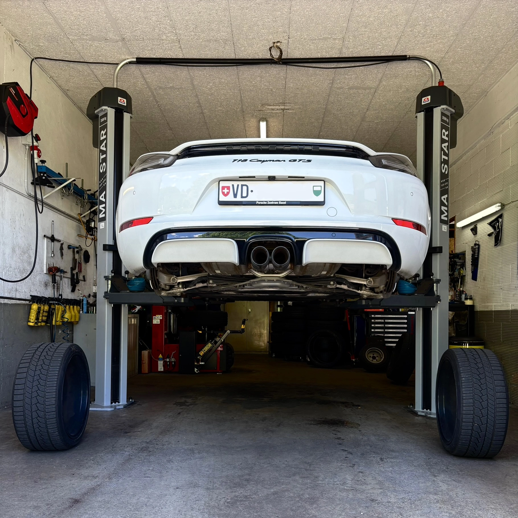 Garage-Porsche