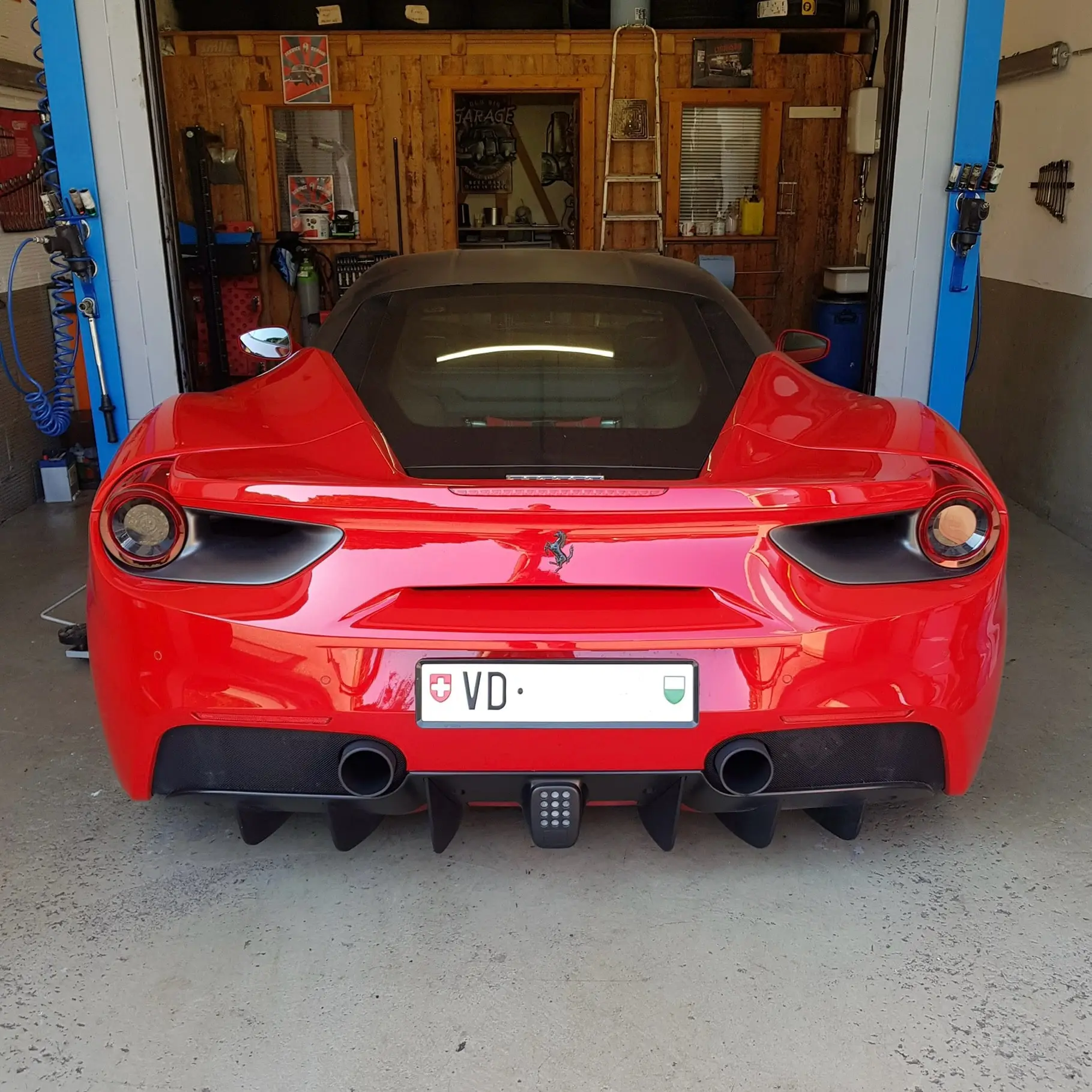 Pneus-Ferrari-Lausanne
