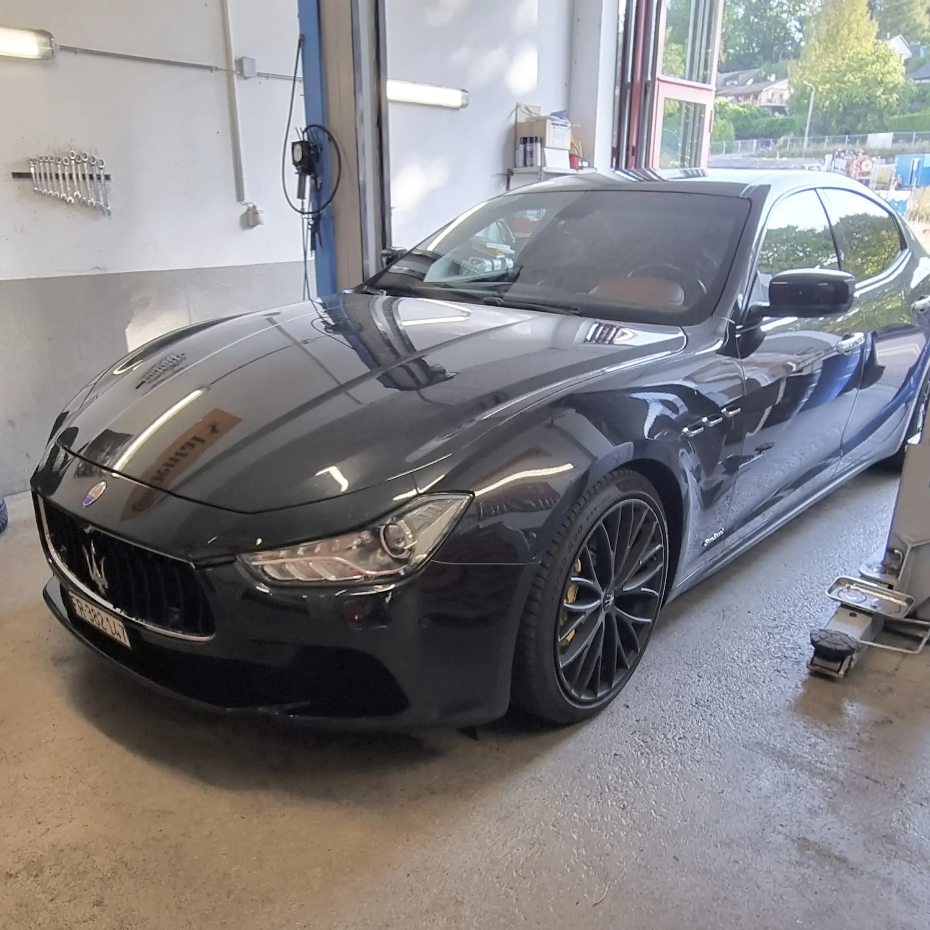 Pneus-Maserati-Lausanne